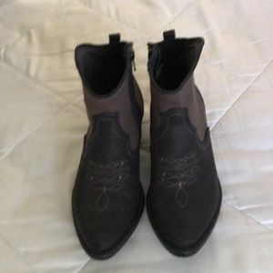 Brand New American Rag Western Booties 6.5